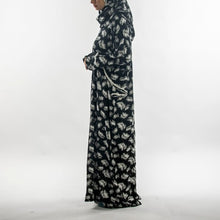 Load image into Gallery viewer, The Feather Prayer Set In Black