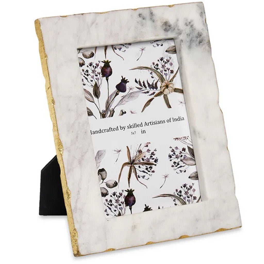 The Levadia Photo Frame