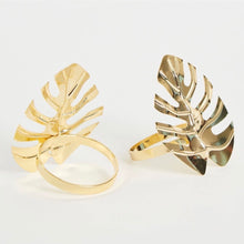 Load image into Gallery viewer, The Leaf Set of Two Napkin Rings
