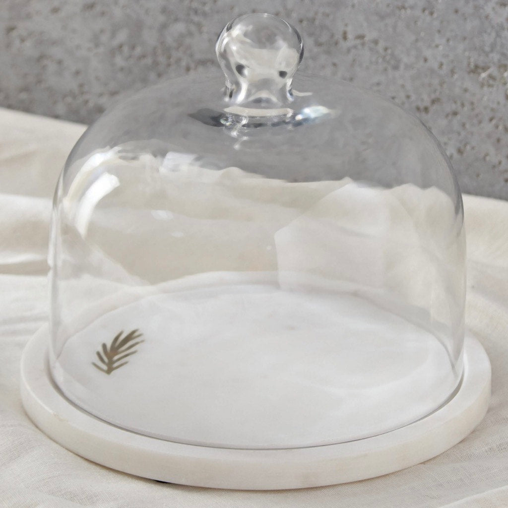 La Blanca Cake Stand With Dome