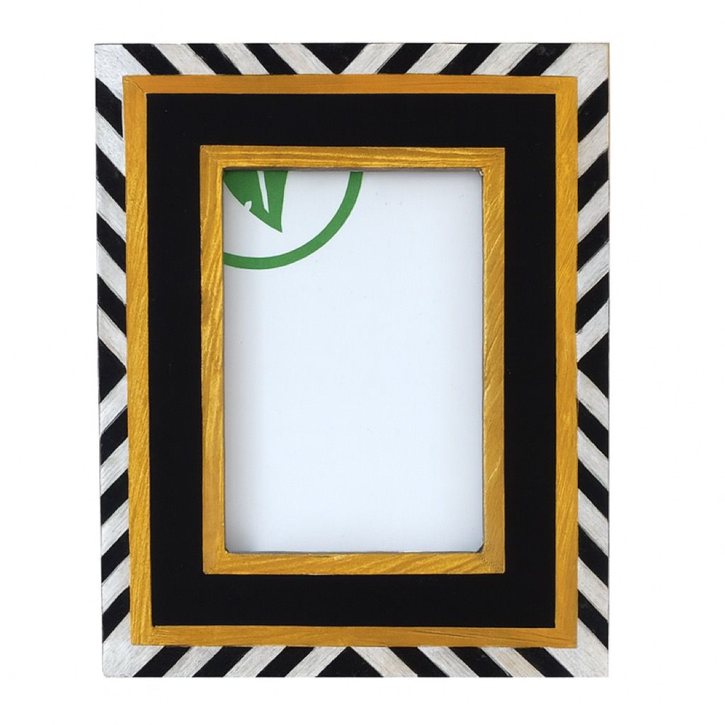 The Monarch Noir Frame