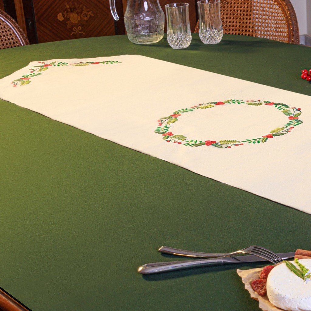 The Mistletoe Table Runner