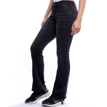 Load image into Gallery viewer, The Ultimate Jeans In Black
